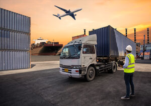 The Benefits of Using Logistic Services for Small Businesses